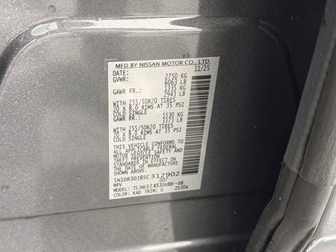 Used 2025 Nissan Pathfinder Platinum w/ Cargo Package image 36