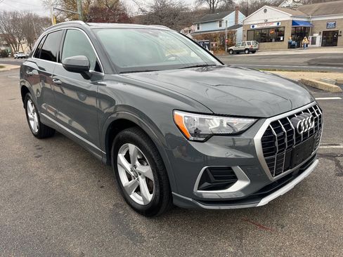 Used 2020 Audi Q3 2.0T Premium w/ Convenience Package image 1