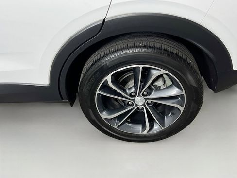 Used 2022 Buick Encore GX Select image 24