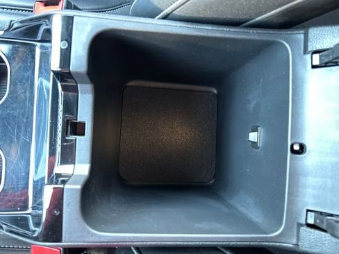 Used 2023 Jeep Grand Cherokee L Altitude image 30