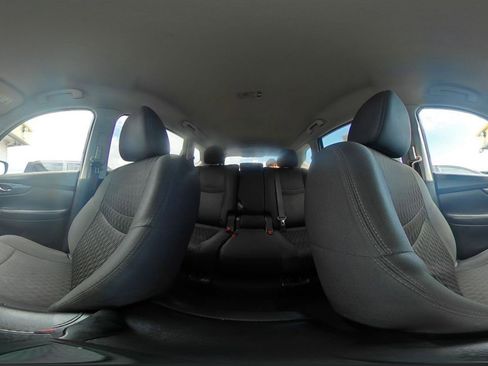 Used 2020 Nissan Rogue SV AWD/4WD image 43