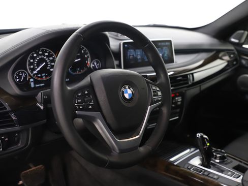 Used 2017 BMW X5 xDrive50i image 23