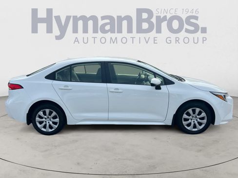 Used 2023 Toyota Corolla LE w/ Carpet Mat Package (TMS) FWD image 2