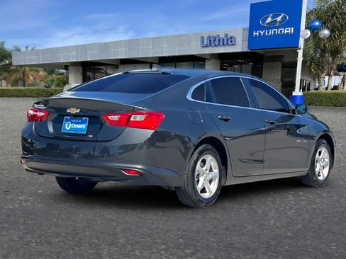 Used 2017 Chevrolet Malibu LS image 3