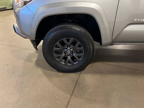 Used 2023 Toyota Tacoma SR5 w/ Technology Package AWD/4WD image 41