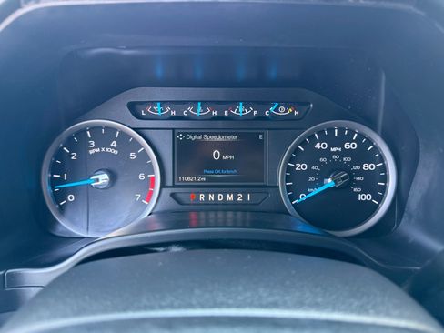 Used 2017 Ford F250 XLT w/ XLT Premium Package AWD/4WD image 19