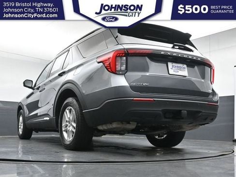 Certified 2025 Ford Explorer Active AWD/4WD image 33