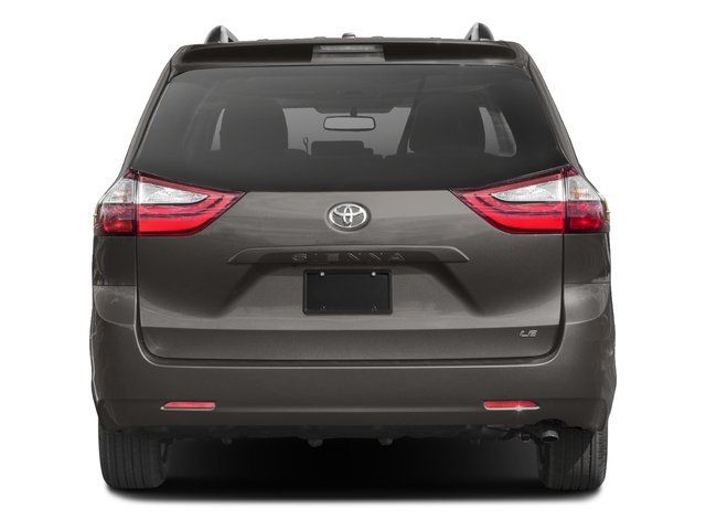 Used 2017 Toyota Sienna LE FWD image 5