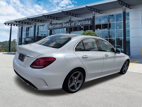Used 2017 Mercedes-Benz C 300 Sedan image 4