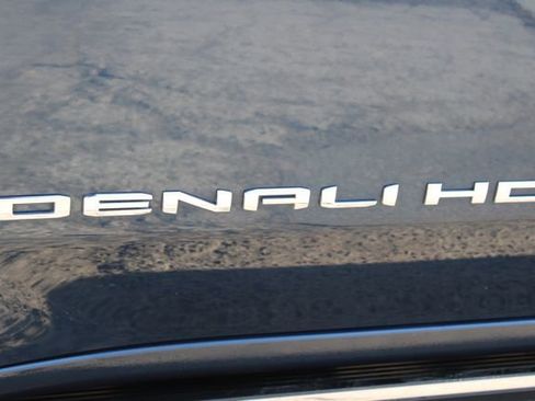 Used 2023 GMC Sierra 3500 Denali w/ Denali Ultimate Package AWD/4WD image 8