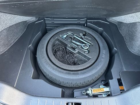 Used 2014 INFINITI Q60 Journey w/ Premium Package image 21