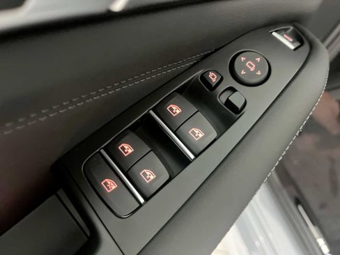 New 2026 BMW X5 M Competition w/ Executive Package AWD/4WD image 21