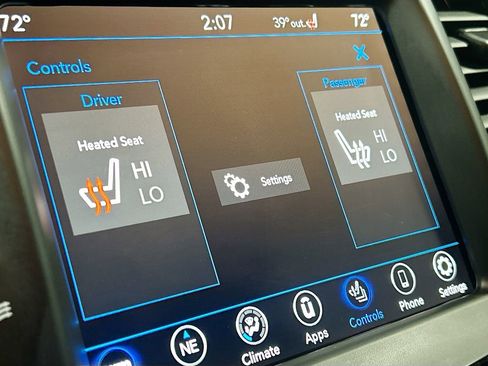 Used 2023 Chrysler 300 S image 21