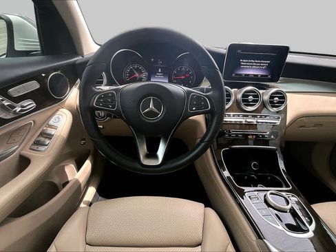 Used 2018 Mercedes-Benz GLC 300 image 6