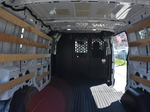 Used 2025 Ford Transit 250 Low Roof w/ Exterior Upgrade Package RWD image 28