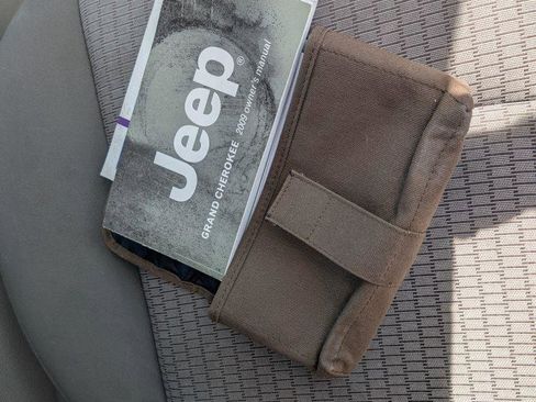 Used 2009 Jeep Grand Cherokee Laredo RWD image 15