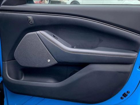 Used 2022 Ford Mustang Mach-E Premium image 23