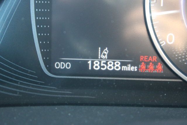 Certified 2024 Lexus ES 350 w/ Premium Package FWD image 15