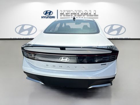 New 2026 Hyundai Sonata Blue FWD image 5