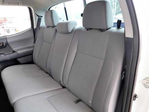 Used 2016 Toyota Tacoma SR w/ SR Convenience Package RWD image 23