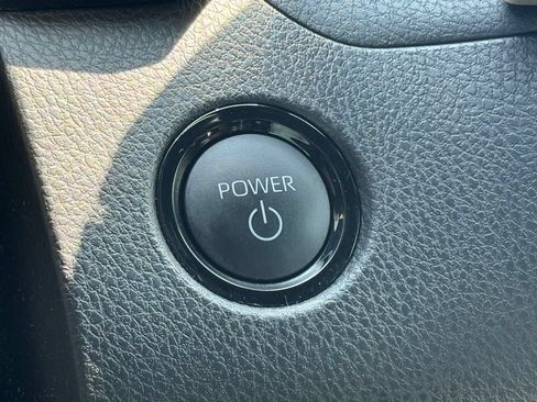Used 2025 Toyota Camry SE w/ Convenience Package FWD image 25