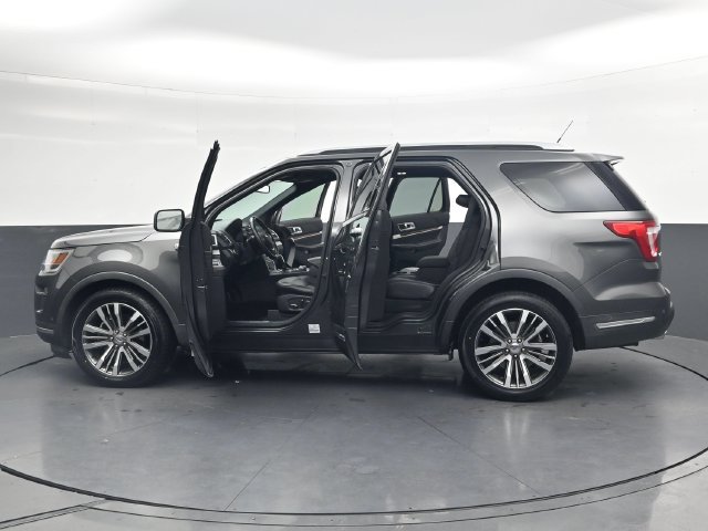 Used 2018 Ford Explorer Platinum AWD/4WD image 38