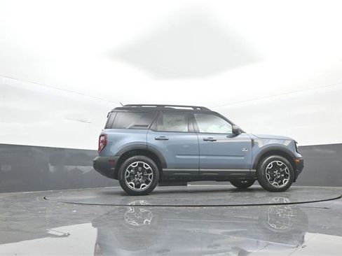 New 2025 Ford Bronco Sport Outer Banks image 38