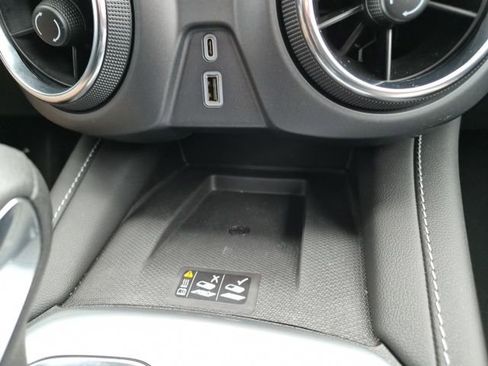 Used 2024 Chevrolet Blazer LT w/ Convenience Package FWD image 30