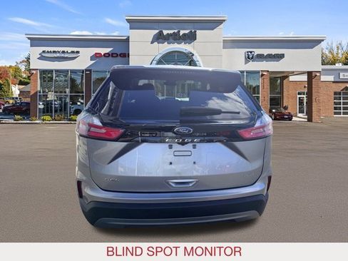 Used 2024 Ford Edge SEL image 6