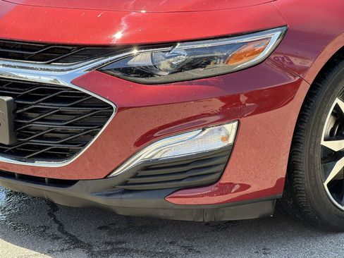 Used 2021 Chevrolet Malibu RS FWD image 6