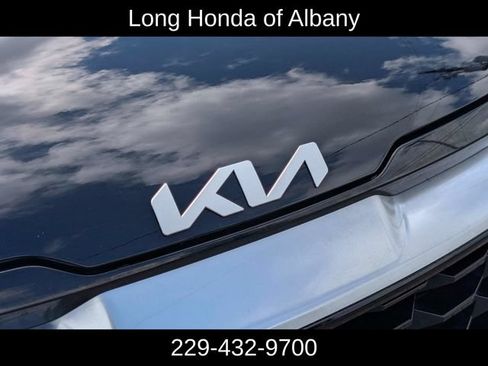 Used 2023 Kia Sportage SX FWD image 4