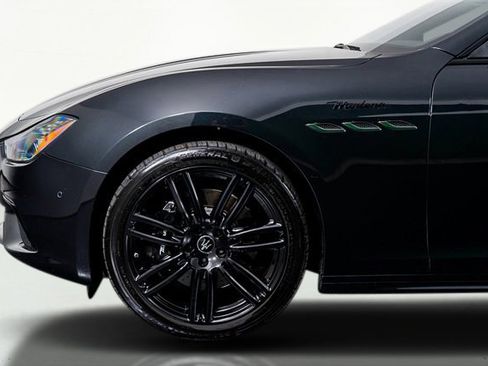 Used 2022 Maserati Ghibli Modena image 19