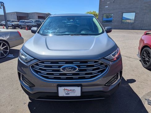 Certified 2024 Ford Edge SEL w/ Convenience Package image 2