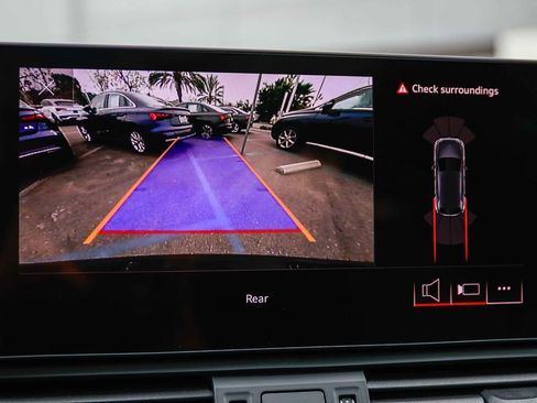 Used 2023 Audi Q5 2.0T Premium w/ Convenience Package image 25