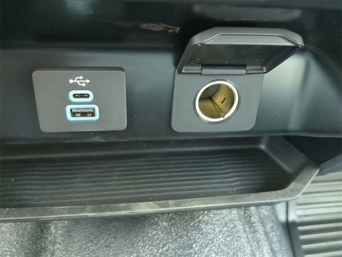 Used 2025 Ford F350 XL w/ XL Chrome Package image 28