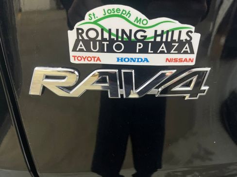 Used 2025 Toyota RAV4 LE image 44