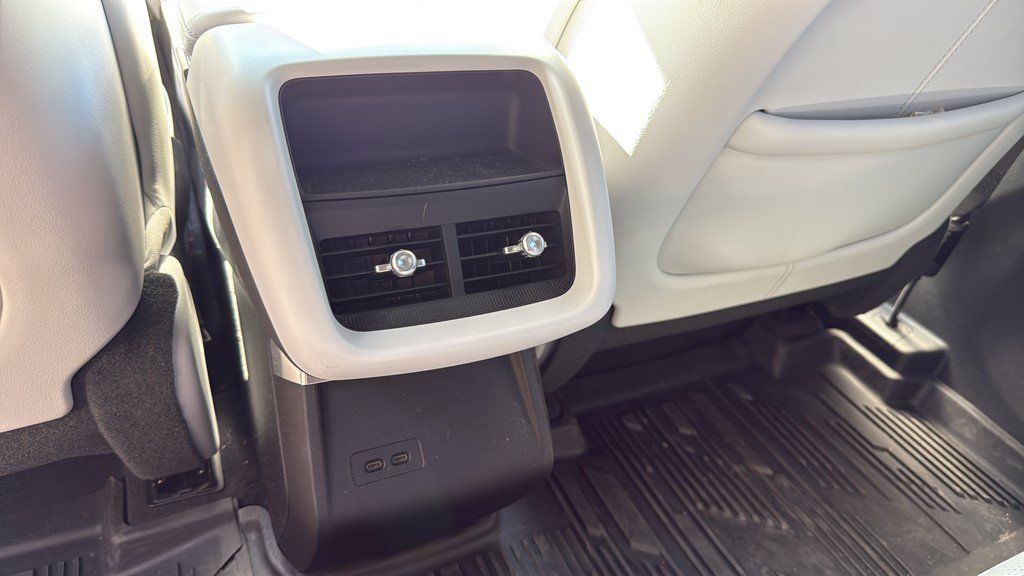 Certified 2024 Cadillac Lyriq Luxury w/ LPO, Floor Liner Package AWD/4WD image 25