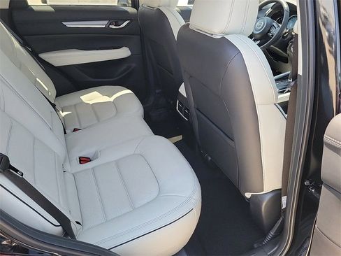New 2025 MAZDA CX-5 AWD 2.5 S w/ Premium Plus Pkg image 17