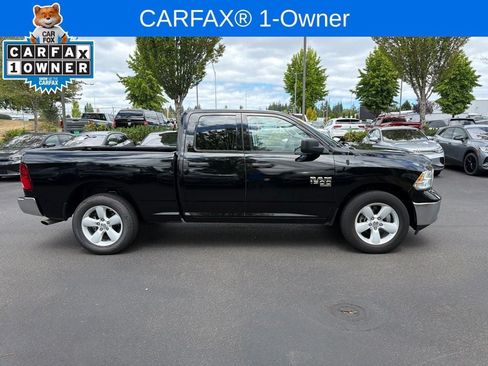Used 2024 RAM 1500 Classic SLT AWD/4WD image 5