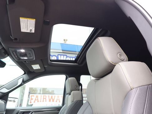 New 2026 Chevrolet Silverado 1500 ZR2 w/ Dark Appearance Package AWD/4WD image 25