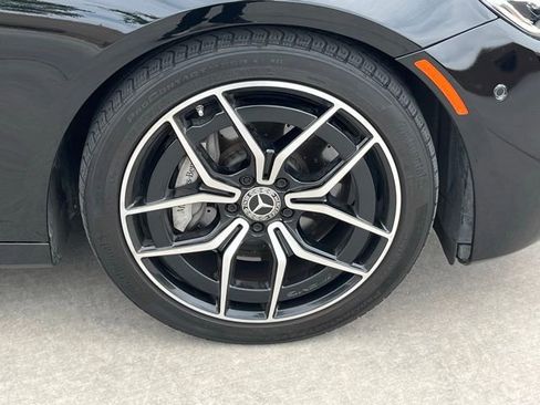 Used 2022 Mercedes-Benz E 350 Sedan image 5