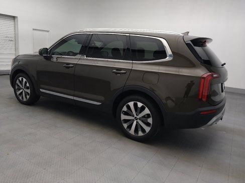 Used 2022 Kia Telluride EX w/ EX Premium Package FWD image 3