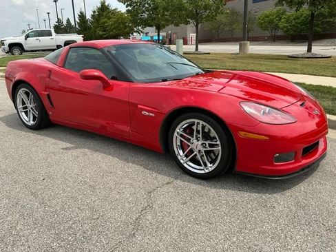Used 2008 Chevrolet Corvette Z06 w/ Preferred Equipment Group RWD image 3