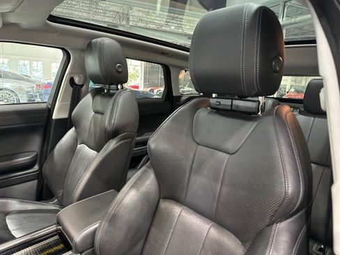 Used 2019 Land Rover Range Rover Evoque AWD/4WD image 41