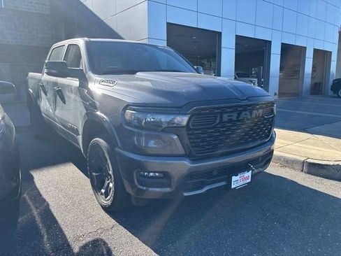 Used 2025 RAM 1500 Big Horn AWD/4WD image 3