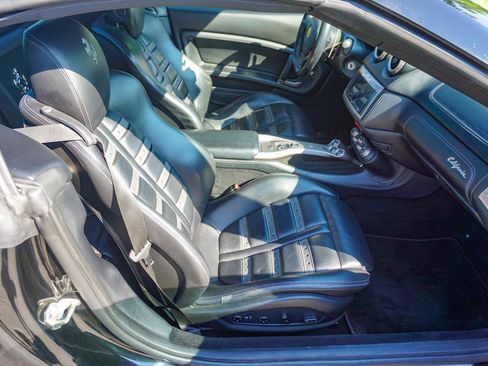 Used 2011 Ferrari California RWD image 32