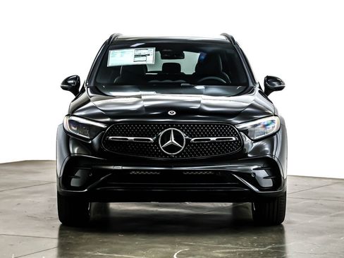 New 2026 Mercedes-Benz GLC 300 image 2