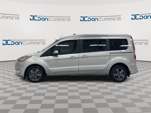 Used 2023 Ford Transit Connect Titanium w/ Trailer Tow Package image 5