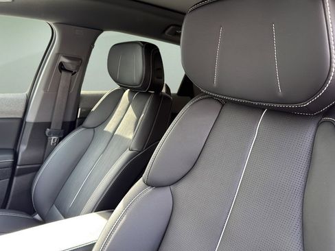 Certified 2025 Cadillac Optiq Sport 2 image 6