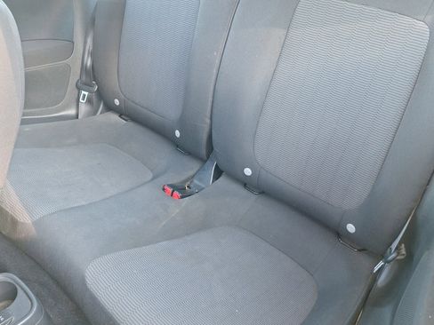 Used 2013 Volkswagen Beetle 2.5 image 12